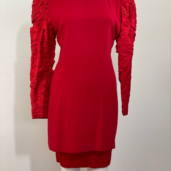 Vintage Bill Blass Dress with Statement Ruched Sleeves - Picture 5 of 16